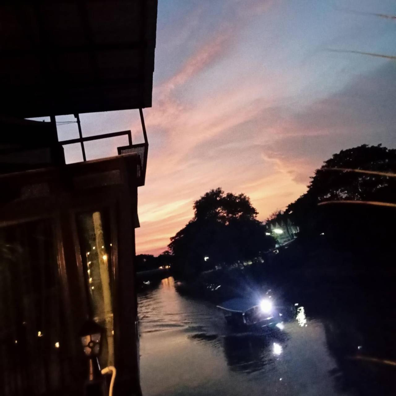 Baan Mae Khian Cafe & Boutique Hotel Аюттхая Экстерьер фото